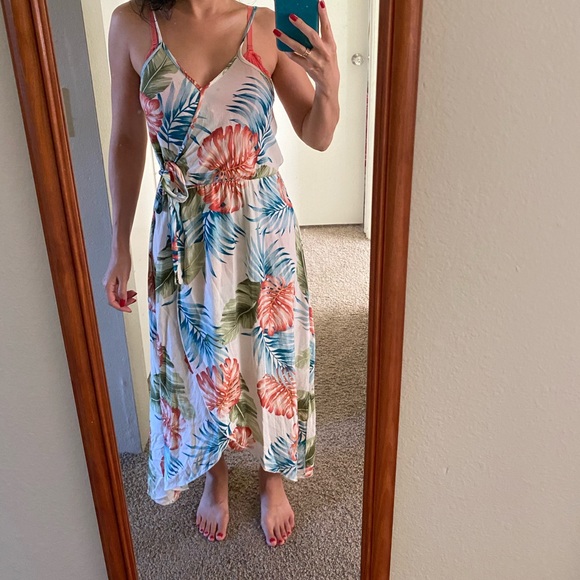 Tropical leaf print long dress - Picture 2 of 14